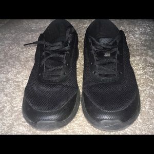 Black Nikes, Women’s 8